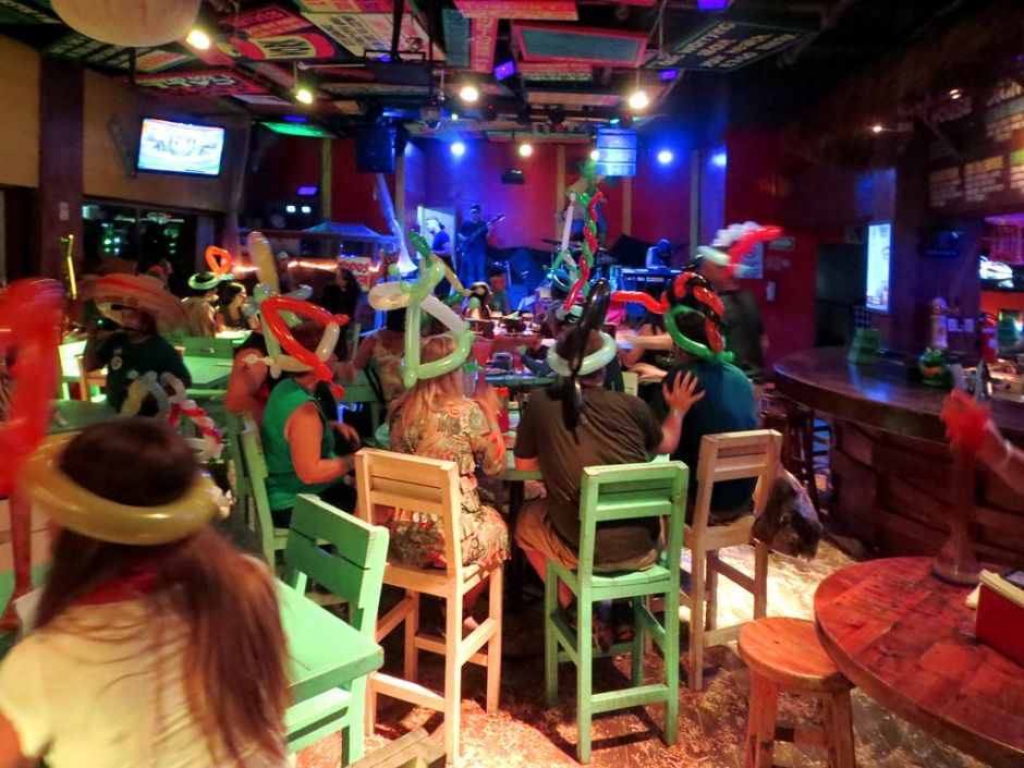 que hacer en cancun de noche - bares