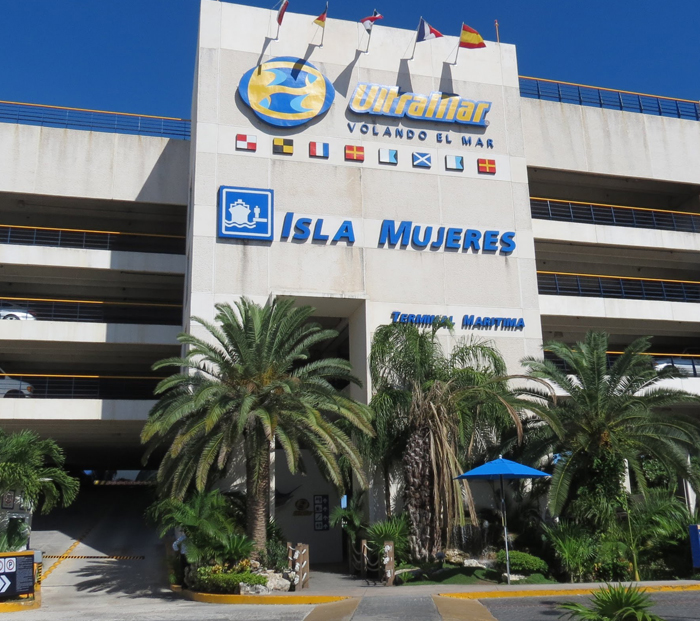 Puerto juarez ferry a isla mujeres