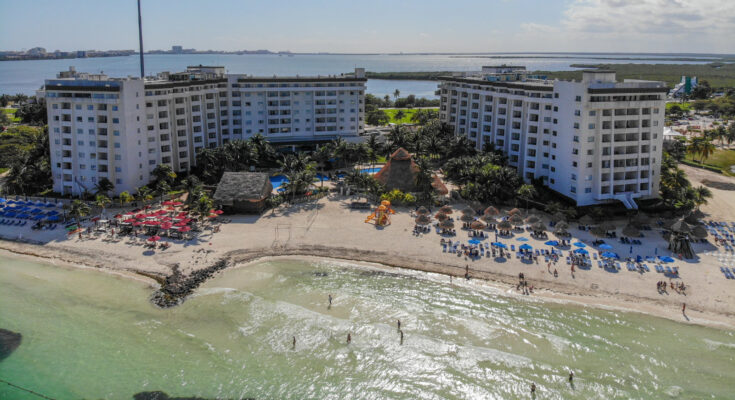 playa hotel casa maya