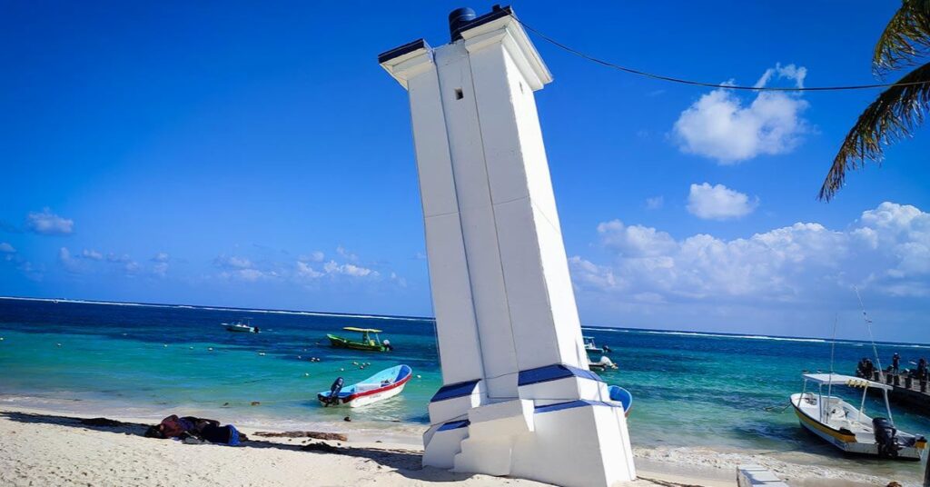 el faro puerto morelos cancun